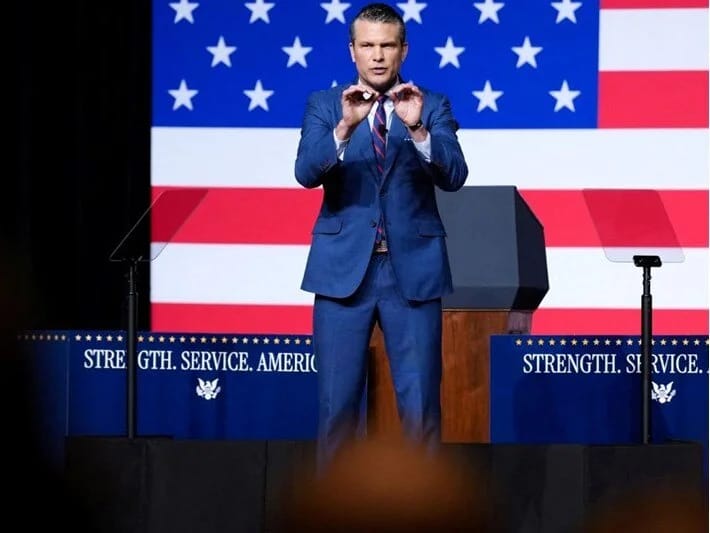 ABŞ-ın hərbi naziri ordudakı şişman generallara müharibə elan edib