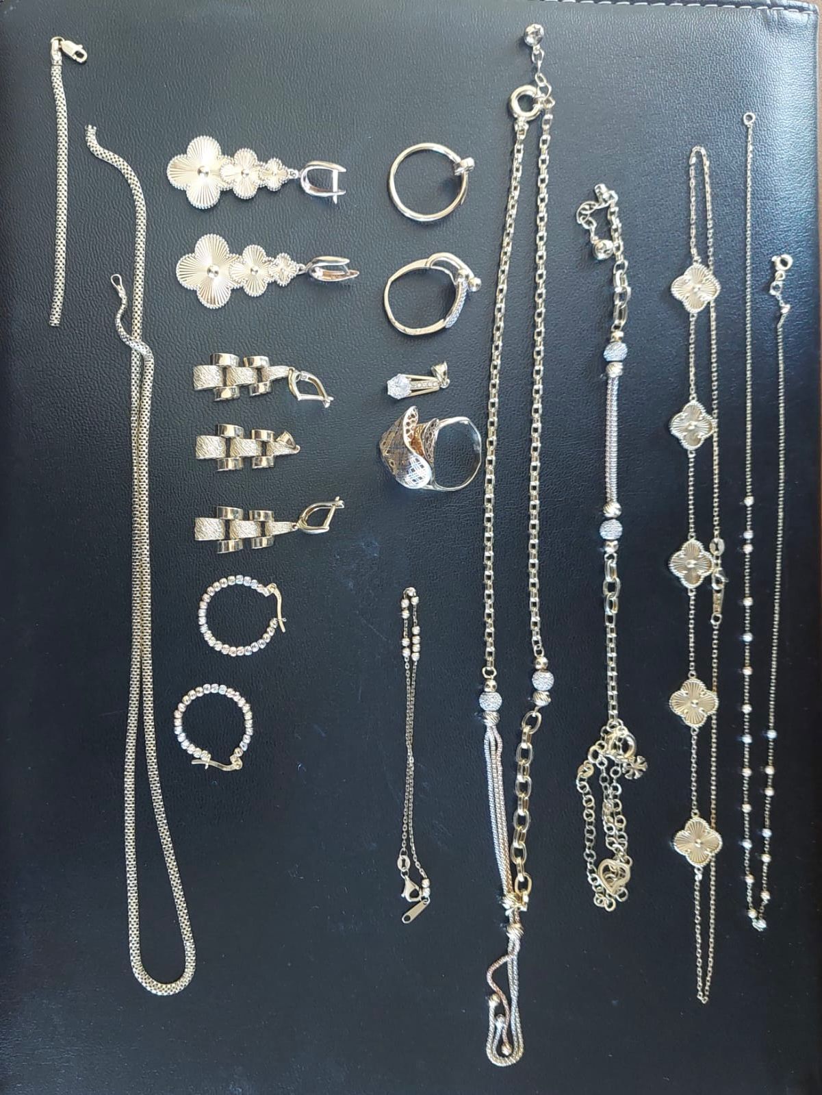 Naxçıvanda evdən qızıl-zinət əşyaları oğurlayan şəxs saxlanıldı