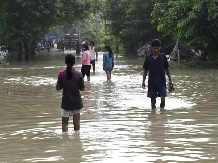 Hindistanda daşqınlar: 18 nəfər ölüb 