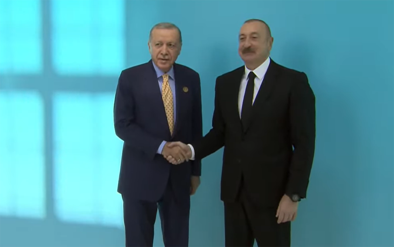 Prezident Qəbələdə qonaqları qarşılayır - Canlı