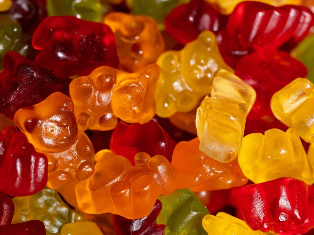 3 kq jelibon yedi, reanimasiyaya düşdü