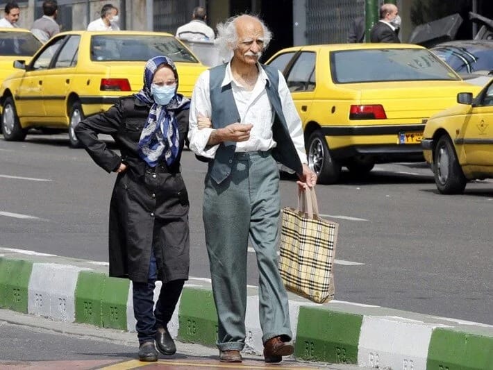 İranda 80 yaşdan yuxarı evliliklər artıb