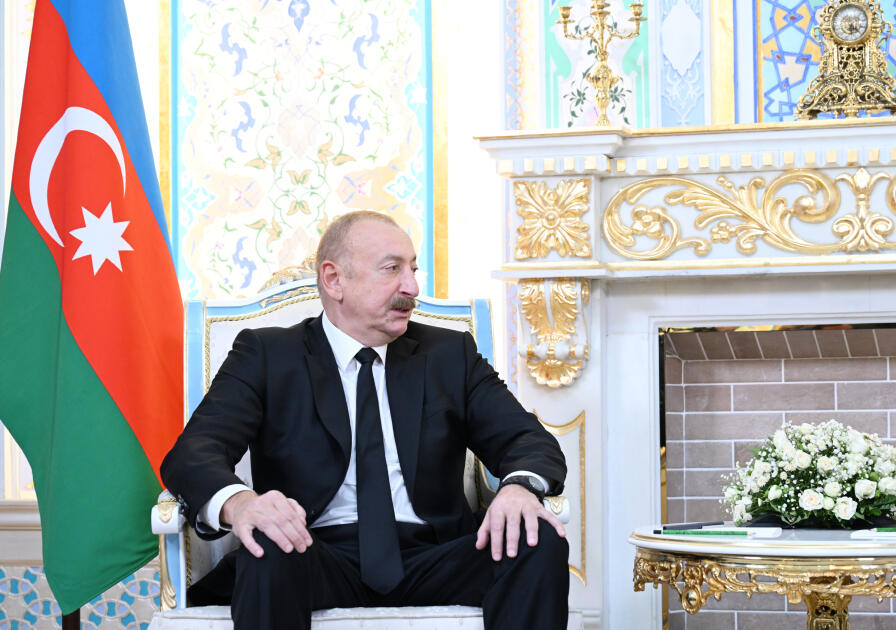 Prezident AZAL-ın təyyarə qəzası ilə bağlı vəziyyətə şəxsən nəzarət etdiyinə görə Putinə minnətdarlığını bildirib