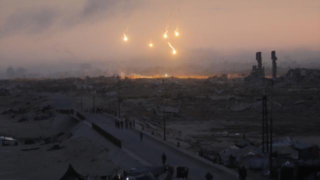 İsrail mətbuatı: Qəzzada atəşkəs qismən geri çəkildikdən sonra rəsmi olaraq qüvvəyə minəcək