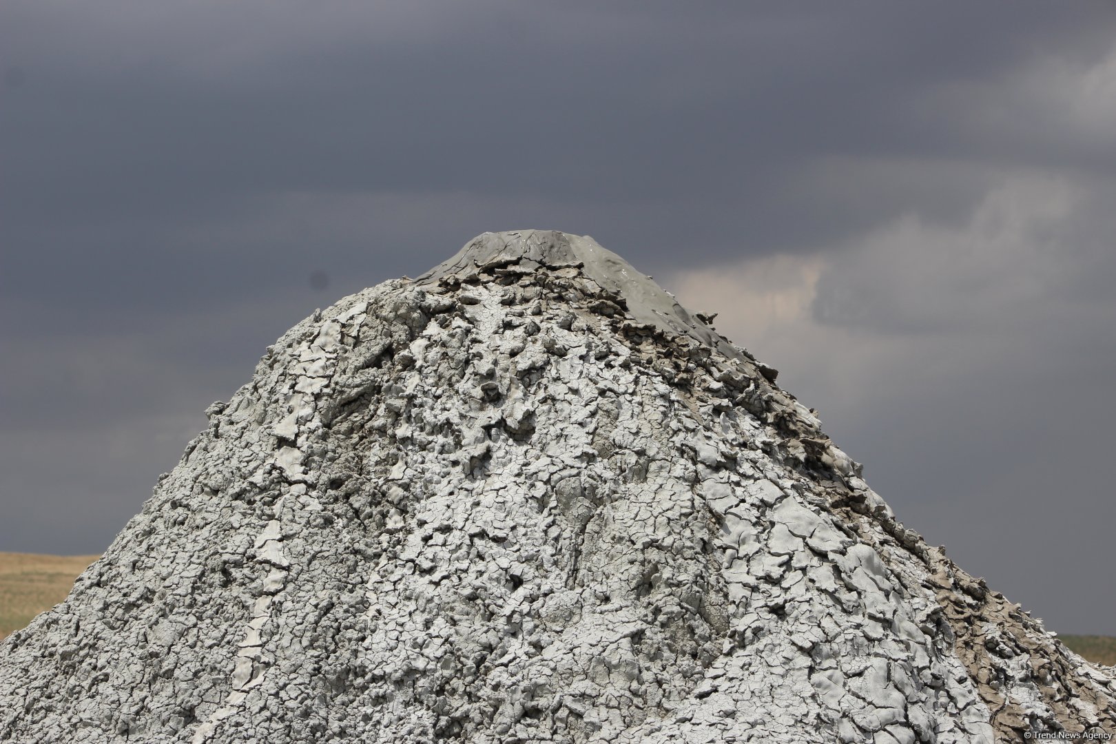 Bakıda palçıq vulkanı püskürüb