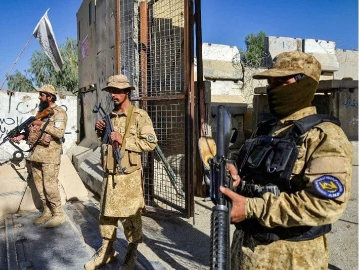 Əfqanıstan-Pakistan sərhədində toqquşma: 23 əsgər həlak olub