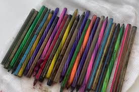 Qazaxıstanda 38 yaşlı kişi mərcə görə 26 qələm uddu