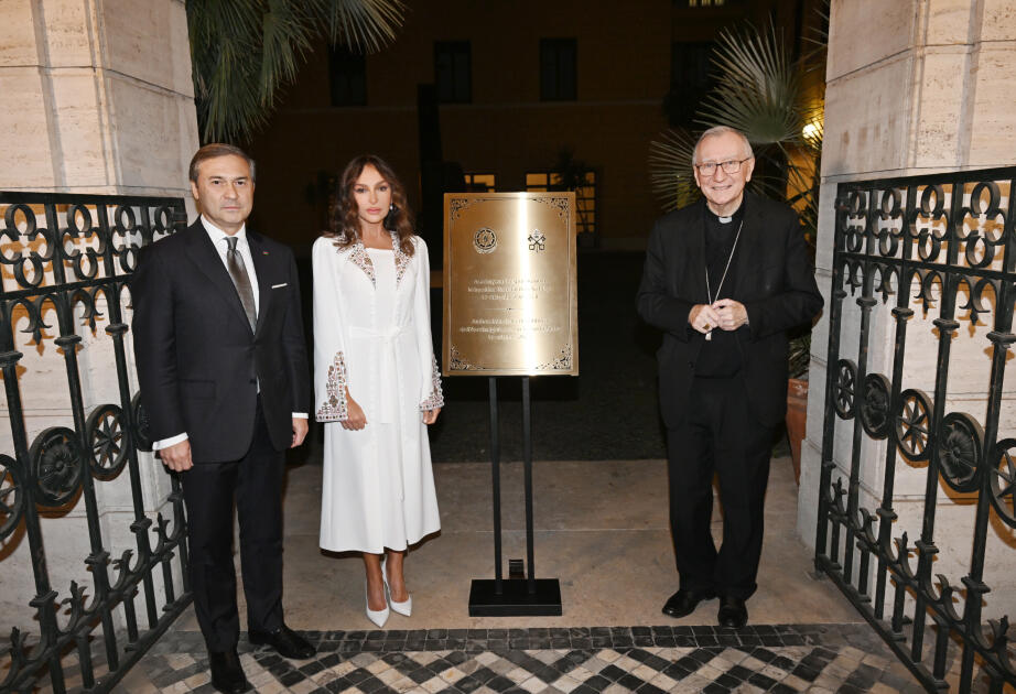 Azərbaycanın Müqəddəs Taxt-Tacdakı səfirliyinin inzibati ofisi açılıb, Mehriban Əliyeva tədbirdə iştirak edib - FOTO