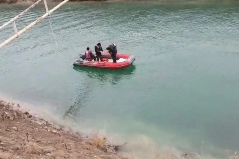 Yuxarı Şirvan kanalında bir nəfər batıb