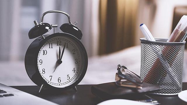 İspaniya Aİ-nin 2026-cı ildə daimi yaz vaxtına keçməsini istəyir