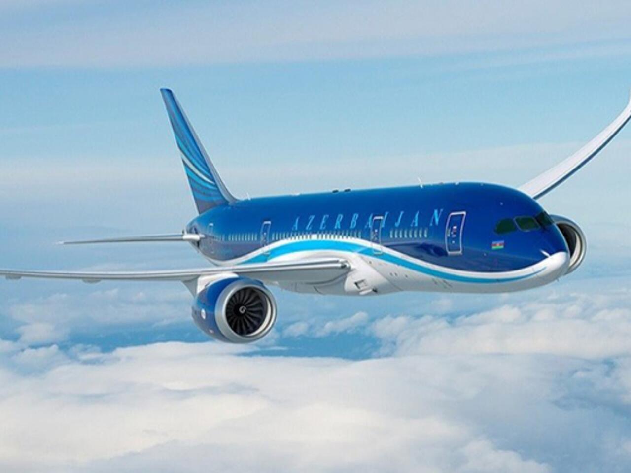 AZAL-ın təyyarəsi İrəvana eniş etdi - FOTO