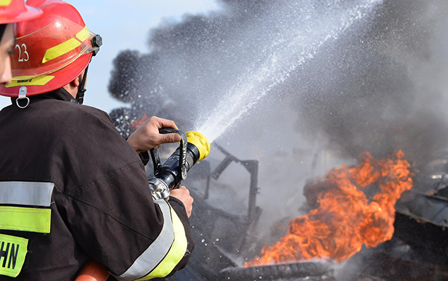 Evində yanğın oldu, tüstüdən boğulub öldü