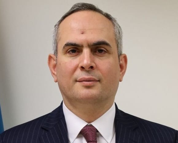 Azərbaycanın Los-Anceles şəhərindəki Baş Konsulluğunda yarım milyonluq yeyinti - VİDEO