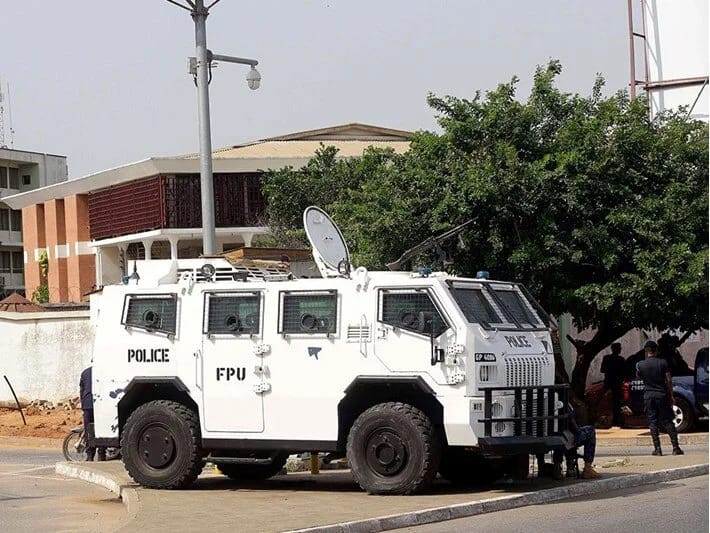 Qanada etnik toqquşmalar davam edir: 10 ölü