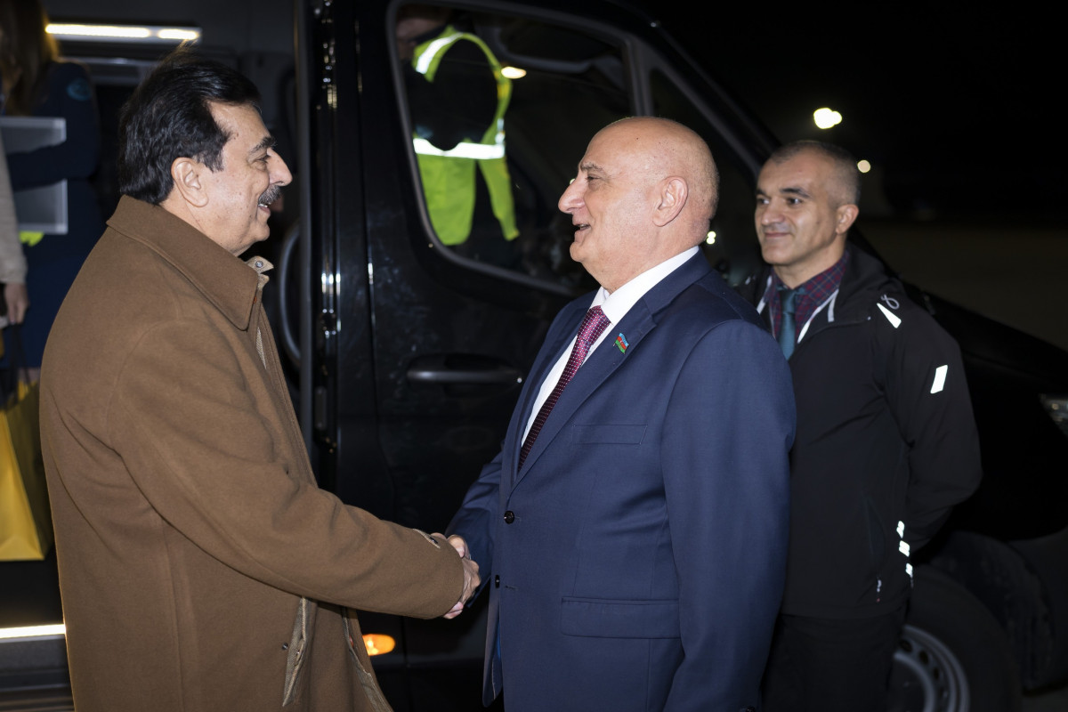 Pakistan Senatının sədri Azərbaycana gəlib