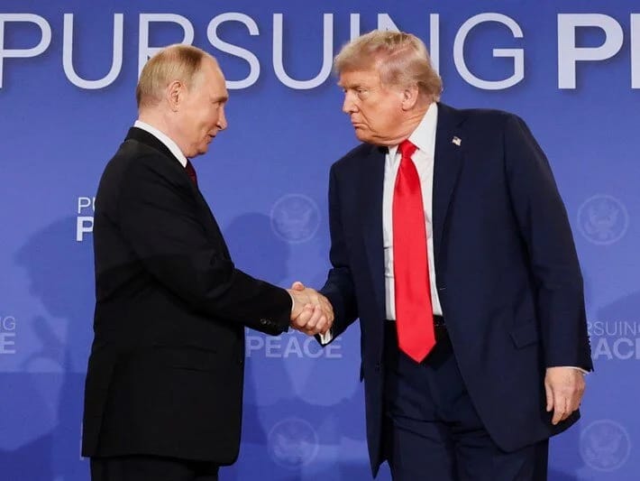 Trampdan Putinə mesaj: Raketləri sınaqdan keçirmək əvəzinə müharibəni bitirməlisiniz