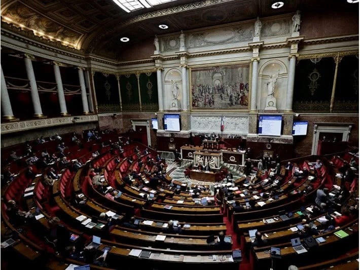 Fransa razılıq olmadan istənilən cinsi aktı zorlama hesab etməyə hazırlaşır