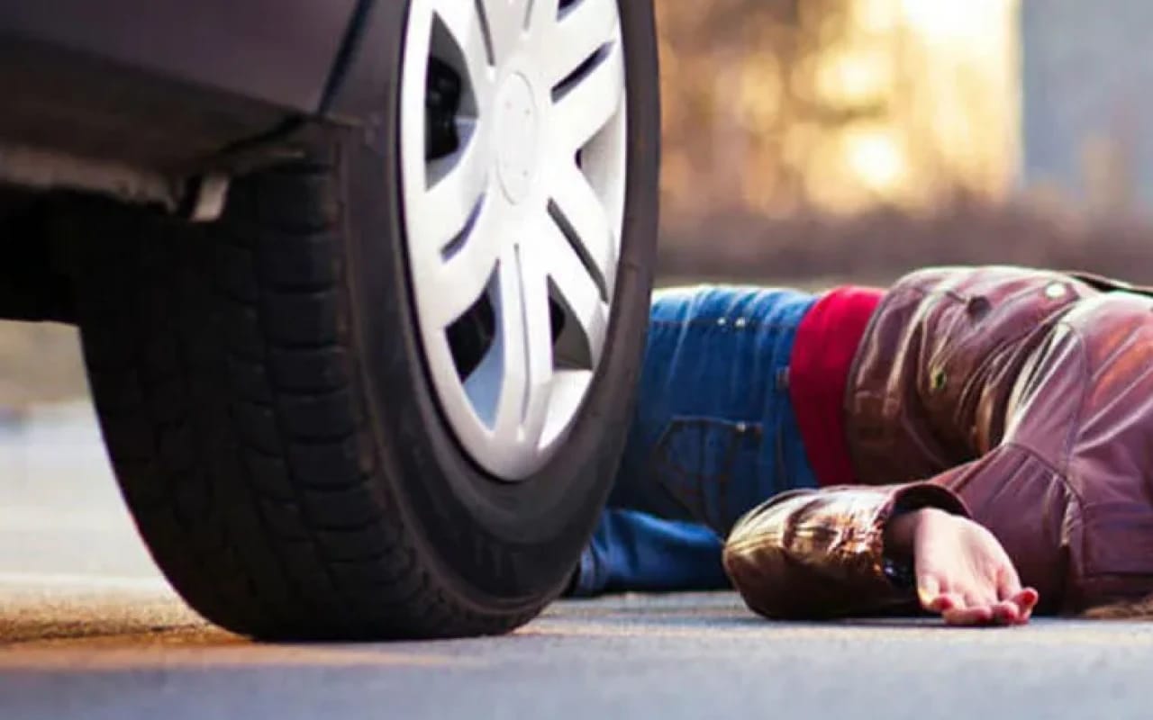 Bakıda maşın piyada qadını vurub öldürdü