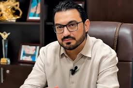 Tanınmış estetik-cərrah Rəşad Məmmədovdan KÜTLƏVİ ŞİKAYƏT - Əməliyyat etdiyi qadının burnu çürüyür?