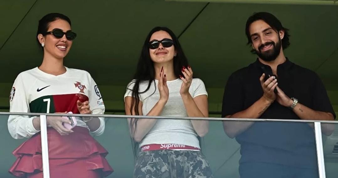 Corcina oğlunun oyununu izlədi - FOTOLAR