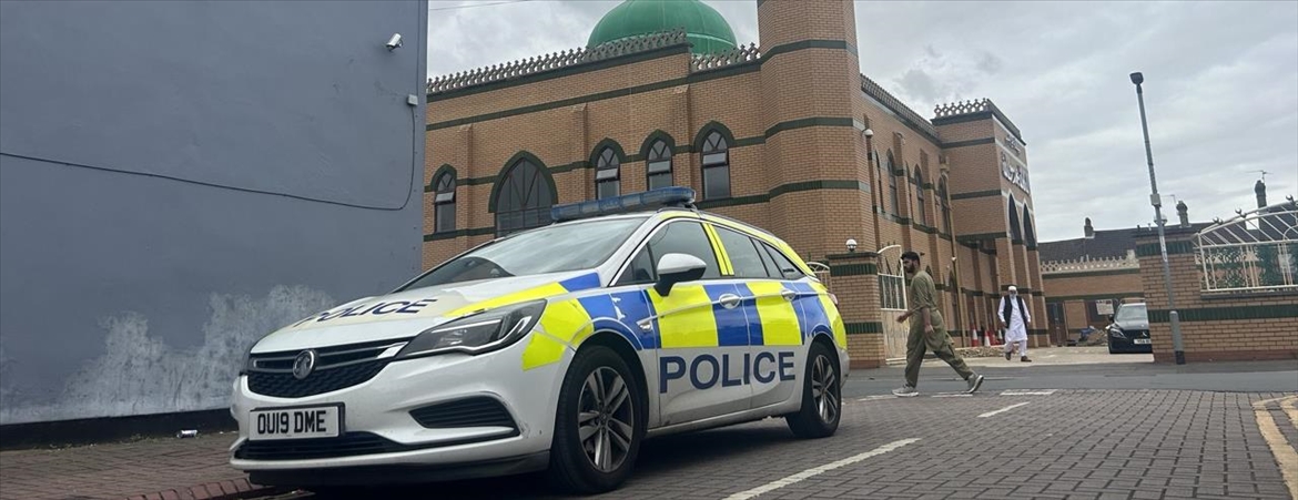 Son üç ayda İngiltərədə 25 məscidə 27 dəfə hücum edilib