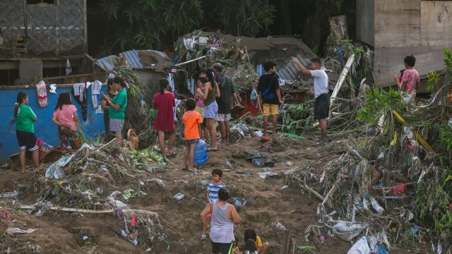 Filippində Kalmaegi qasırğası nəticəsində ölənlərin sayı 232 nəfərə çatıb