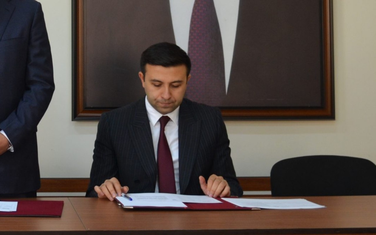 Gədəbəy Rayon İcra Hakimiyyətinin başçısı vəzifəsindən azad olundu