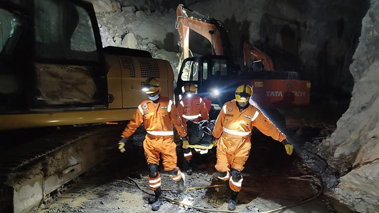 Hindistanda mədən faciəsində ölənlərin sayı artıb