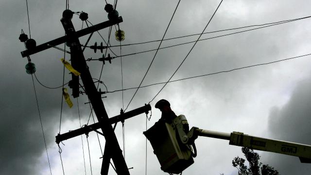 Avstraliyada tropik siklon səbəbindən minlərlə ev və iş yeri elektriksiz qalıb