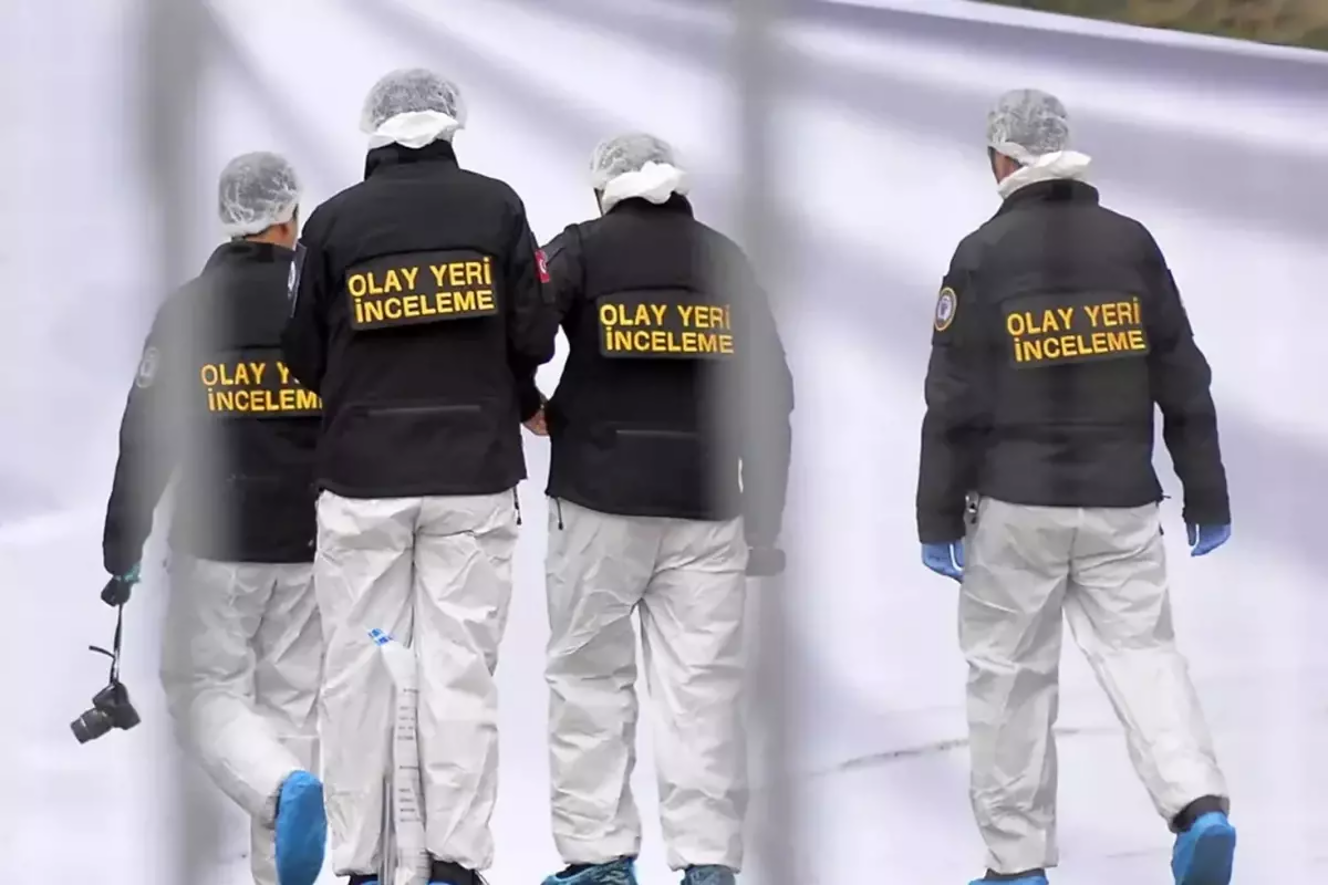 Ana, ata və 5 yaşlı qızı evdə ölü tapıldı - Güllələniblər...- FOTO