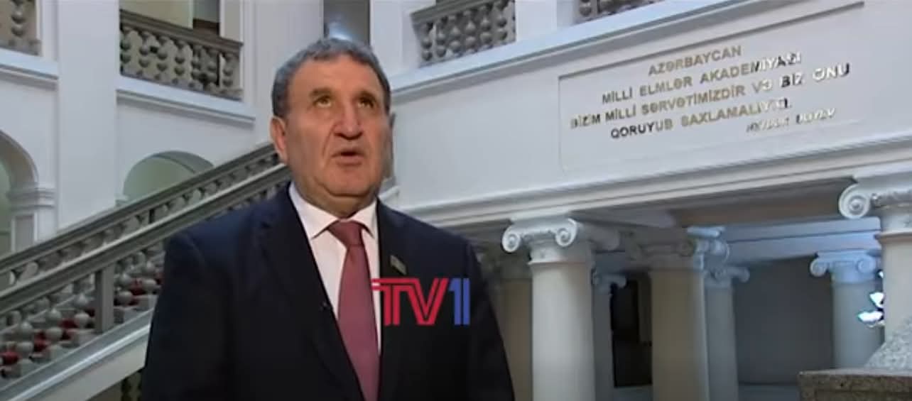 Göyə baxan akademik - Bir çıxışın anatomiyası - İsa Həbibbəylinin ŞOK STENOQRAMI