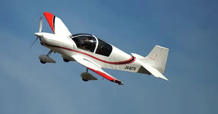 Avstraliyada iki təyyarə havada toqquşub