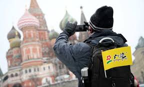 Putin iki ölkənin vətəndaşlarının Rusiyaya vizasız girişinə dair fərman imzaladı