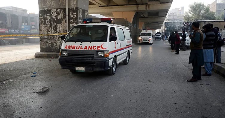 Pakistanda dövlət məmuruna sui-qəsd: 4 ölü