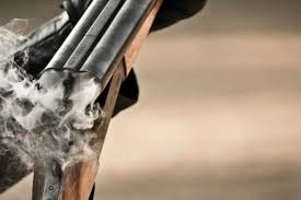 Qax sakini ehtiyatsızlıqdan özünü güllələdi