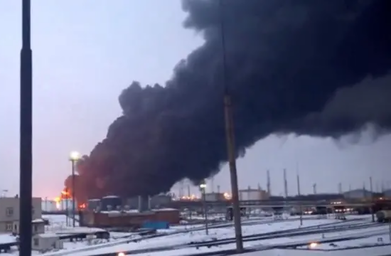 Rusiyanın 5 ən böyük neft zavodundan biri vuruldu - VİDEO