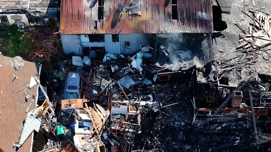 Qaz xəttini zədələyən işçilər, məhəlləni xarabalığa çevirdi