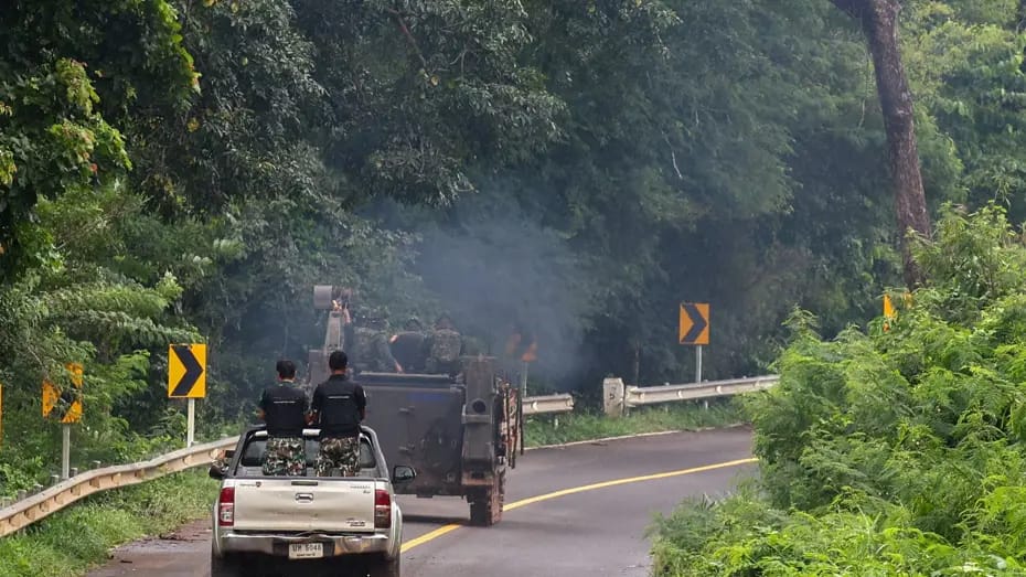 Tailand-Kamboca sərhədində toqquşmalar böyüyür: Körpü dağıdılıb, komendant saatı tətbiq edilib