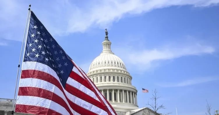 ABŞ ordusu Sakit okeanın şərqində əməliyyat keçirib: 5 ölü