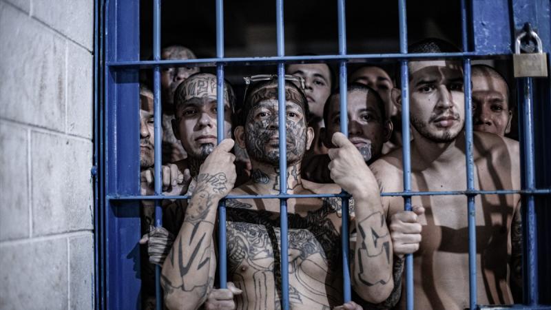 El Salvadorda “MS13” dəstəsinin üzvü 1335 il müddətinə azadlıqdan məhrum edilib