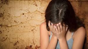 Azərbaycanda 13 yaşlı qız bibisinin ərindən hamilə qaldı