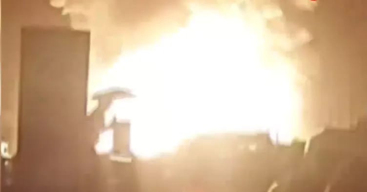 İtaliyada yanacaq tankeri partlayıb