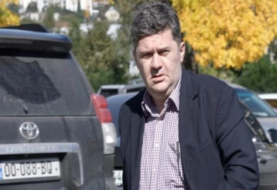 Gürcüstanın sabiq müdafiə nazirinə qarşı ittiham irəli sürülüb