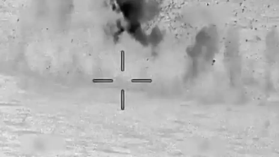 ABŞ Sakit Okeanın şərqində daha bir gəmiyə zərbə endirib