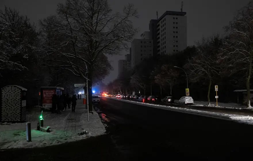 Berlində cümə axşamına qədər elektrik olmayacaq