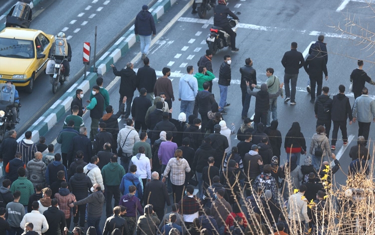 İran etirazlarında ölənlərin sayı artır: 18 nəfər ölüb, yüzlərlə insan həbs edilib