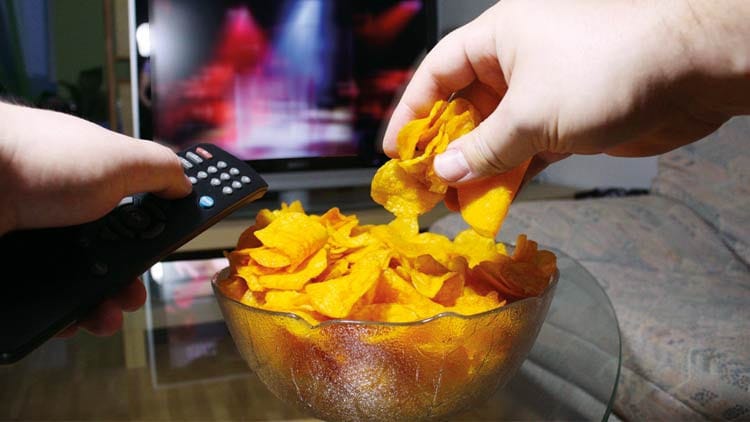 İngiltərədə zərərli qidaların reklamı qadağan edilib