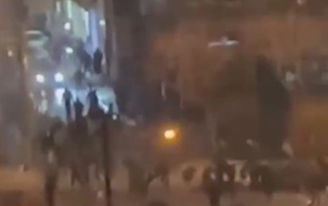 Tehranda etirazçılara atəş açıldı - Video