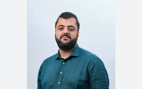 Fəxri Qasımovun şirkətində 300-ə yaxın işçi ixtisar edildi - 