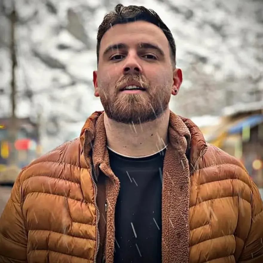 İranda edama məhkum edilən etirazçıya ailəsi ilə danışmaq üçün 10 dəqiqə vaxt verilib